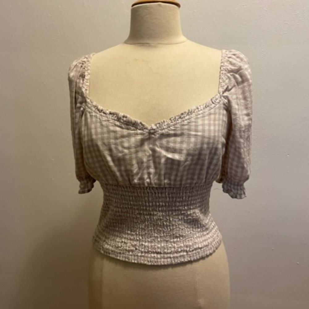 Abercrombie & Fitch cropped shirred puff sleeve sweetheart neck top